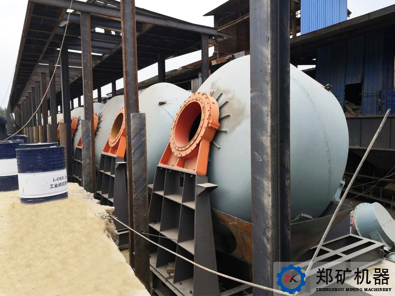 四川攀枝花秉揚科技公司∮3.8m造粒機